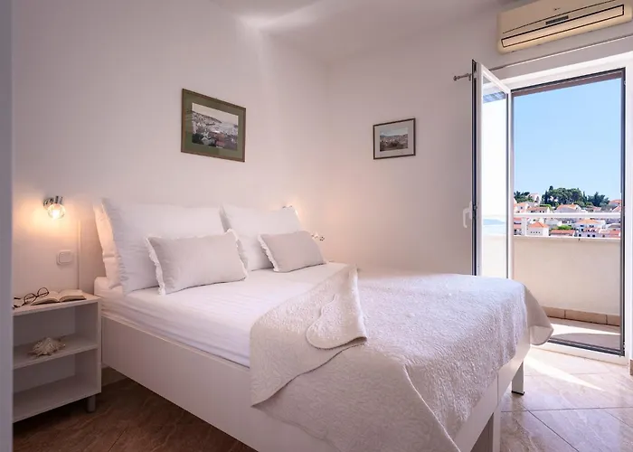 Apartments \